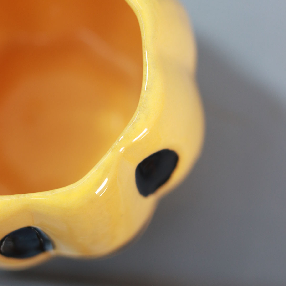 mickey pumpkin mug in yellow