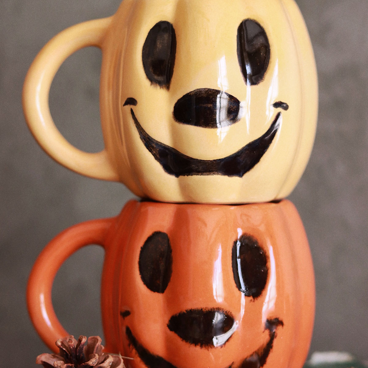 mickey pumpkin mug in yellow