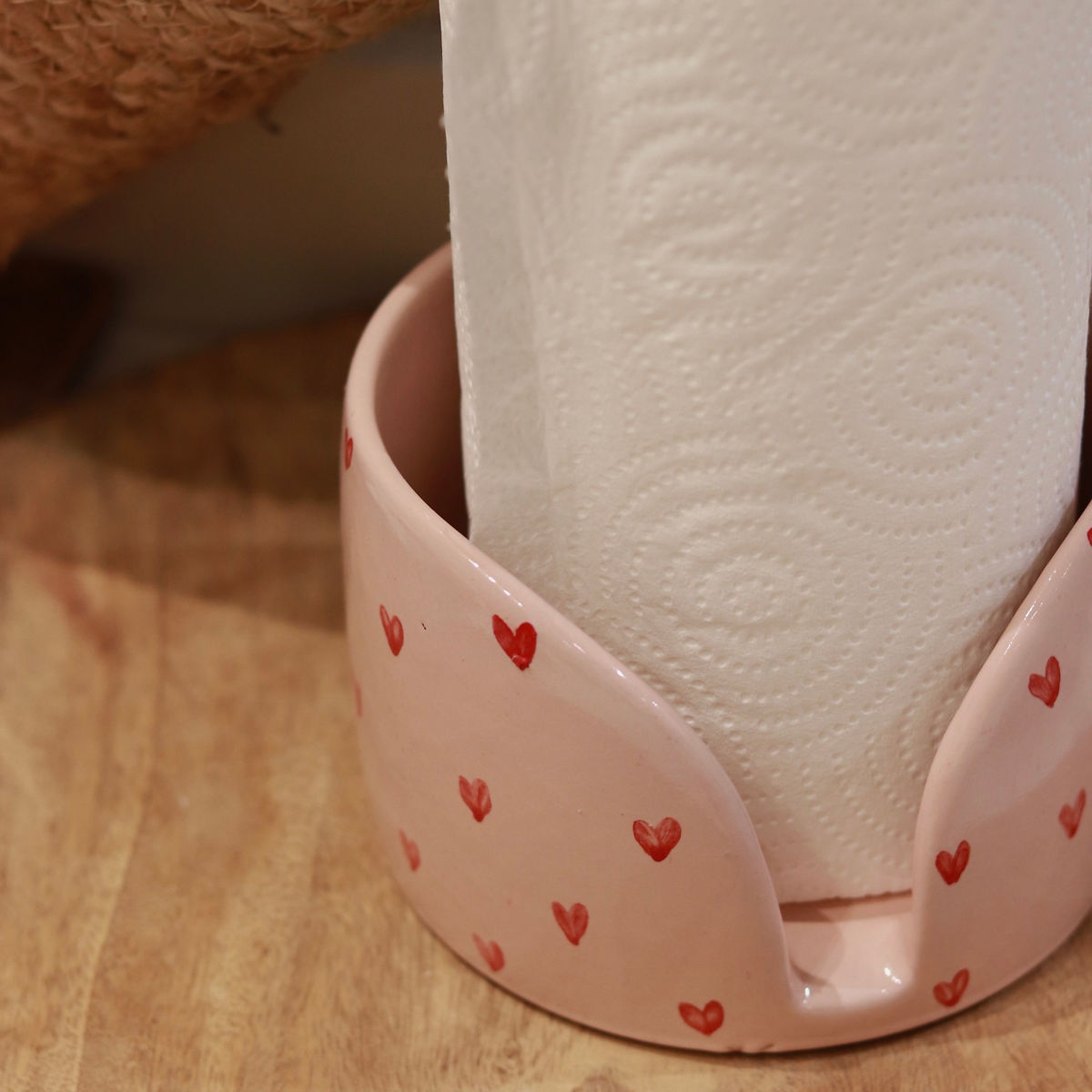 L.O.V.E tissue holder