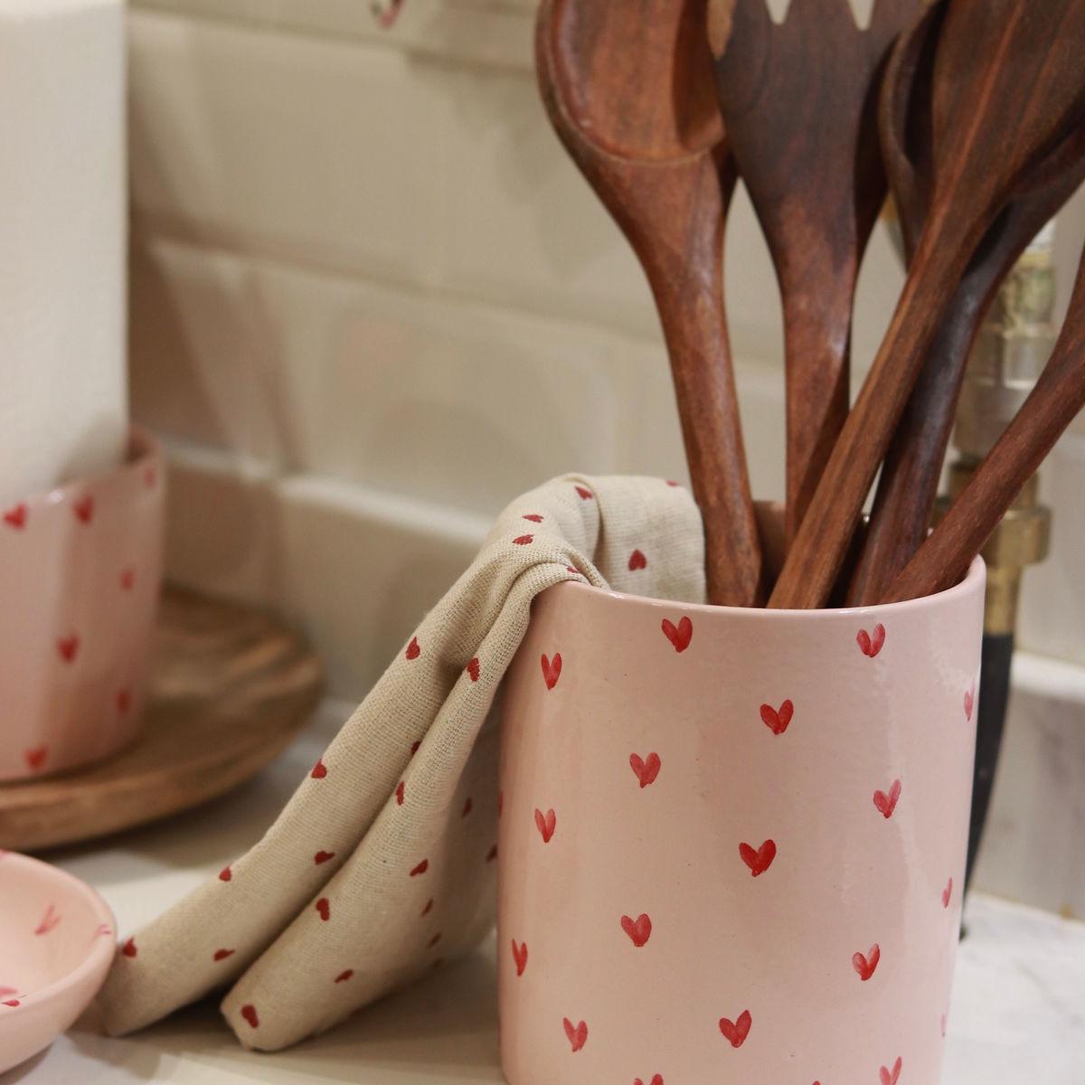 L.O.V.E utensils holder