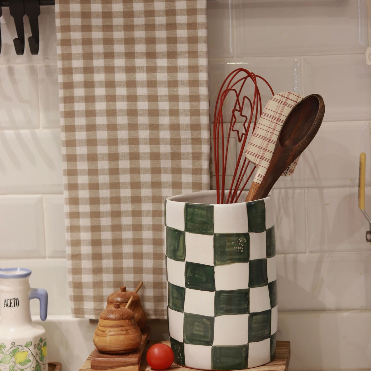 Chess Utensils Holder in Green