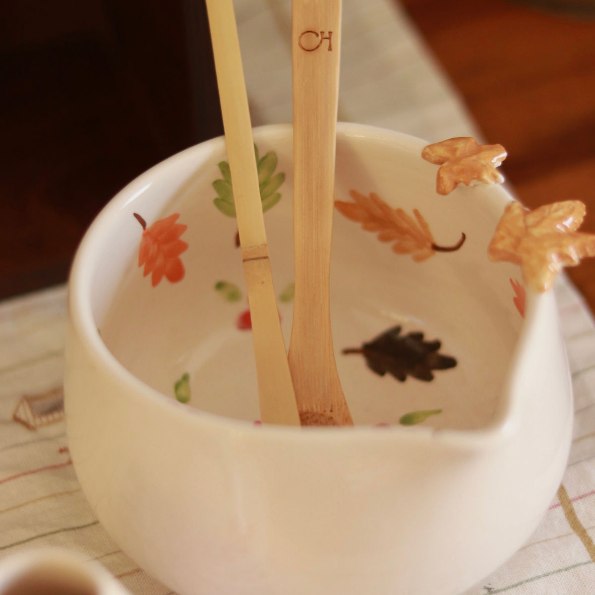 falling leaves matcha set