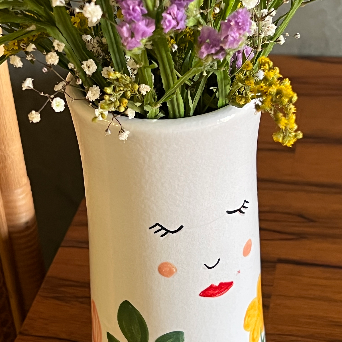 the sleeping beauty vase