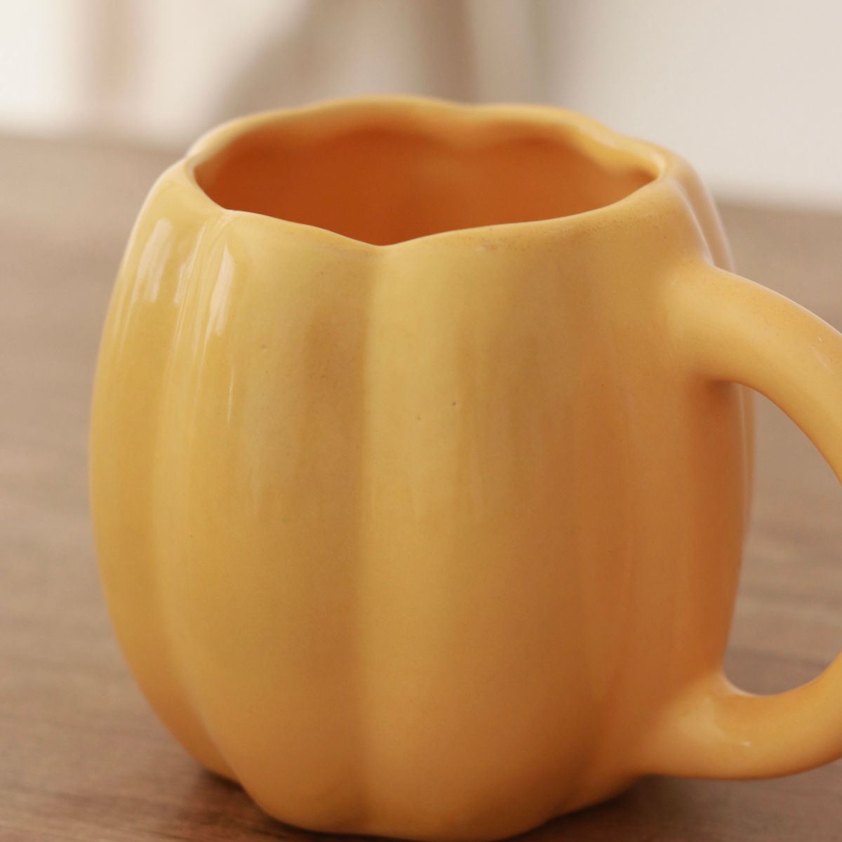 mickey pumpkin mug in yellow